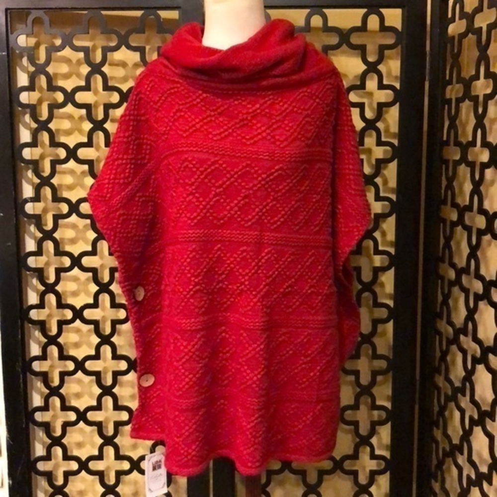 NWT RED COWL TURTLE NECK SHORT-SLEEVE PONCHO One Size